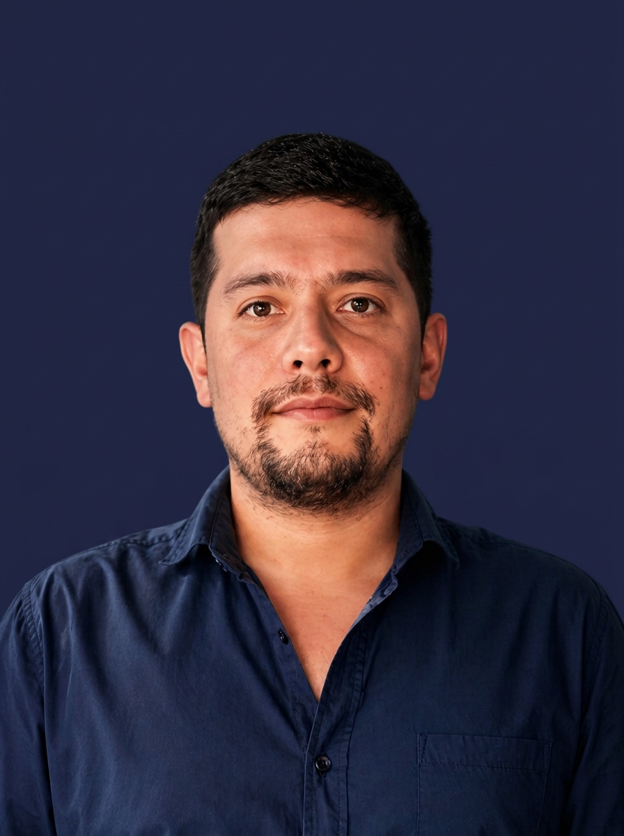  Hulkan Chávez